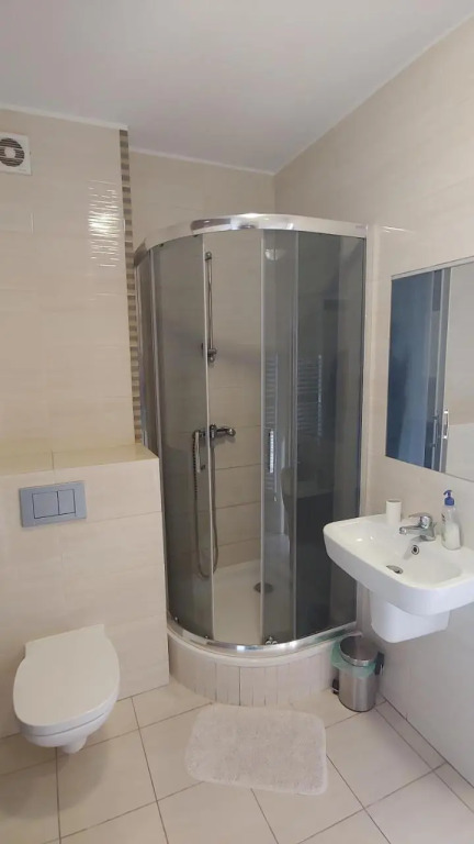 Hotel E7