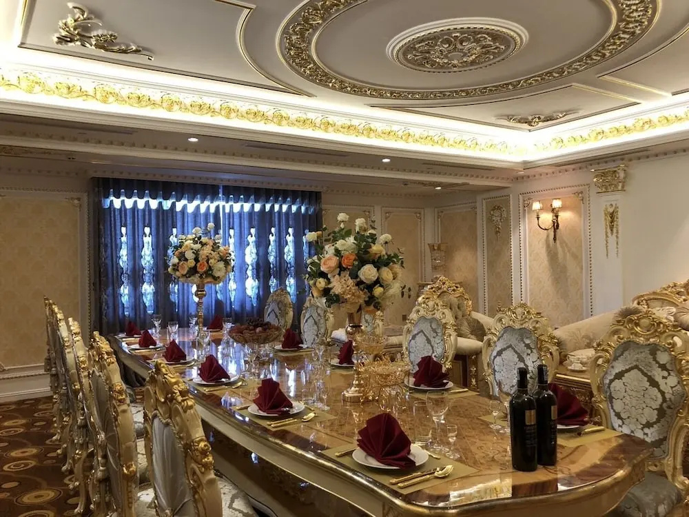 Hoang Nham Luxury Hotel