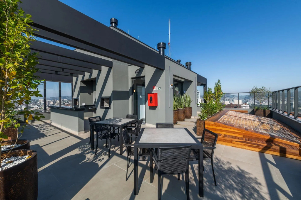 LIV - Apartment 1501