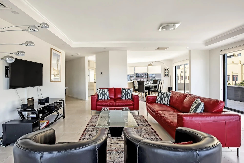 Pyrmont Harbour View Penthouse