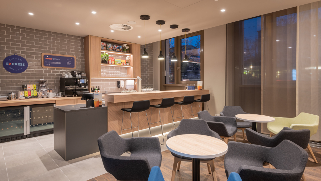 Holiday Inn Express & Suites - Potsdam by IHG