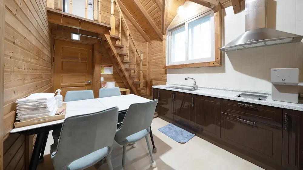 Gyeongju Liune Kids Pool Villa Pension
