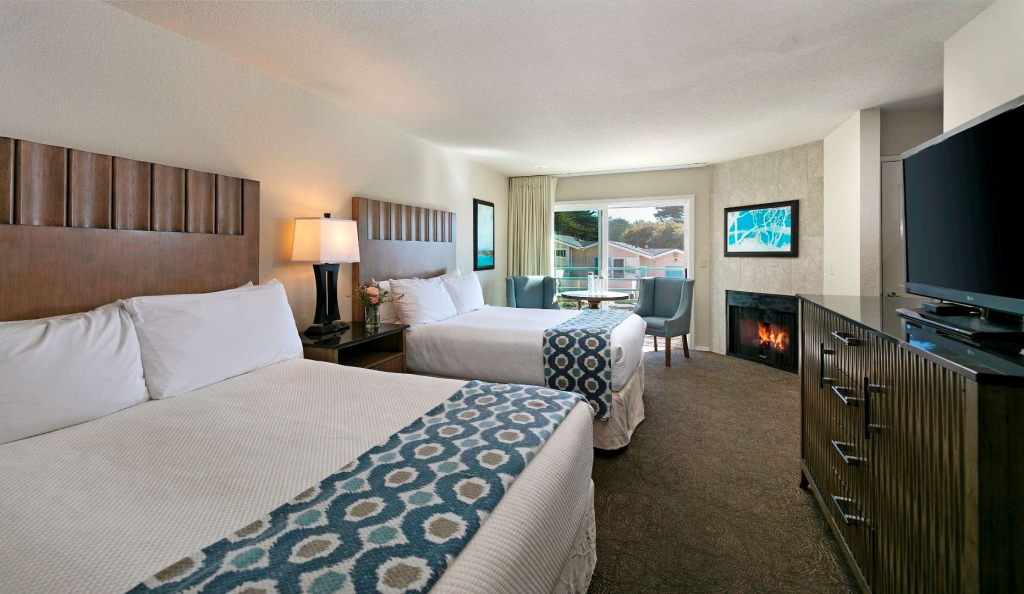 Cambria Landing Inn and Suites