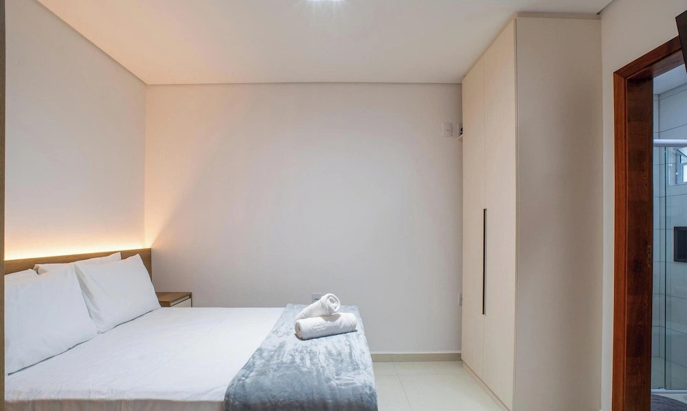 Full Studios in Rio Tavares - ALA