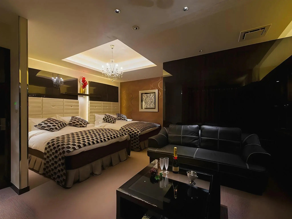 HOTEL GLANZ CASCATA