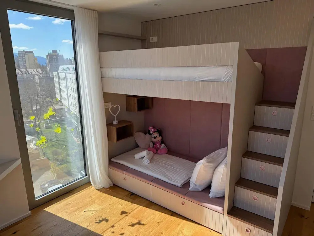 Skyline Penthouse Retreat Luxury in Ljubljana