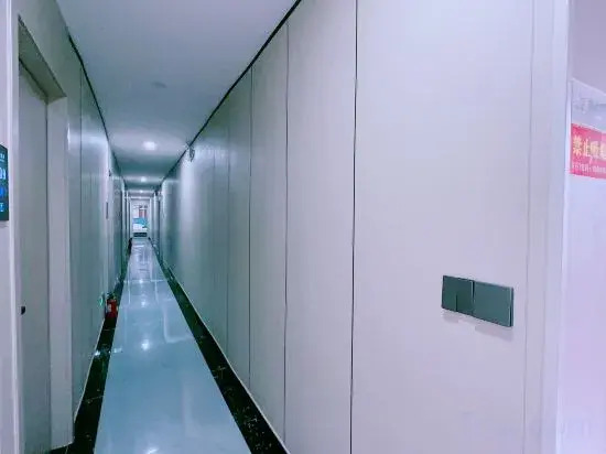 Shunxin Hotel (Zhengzhou Recovery Middle Street Maternity and Child Health Hospital)