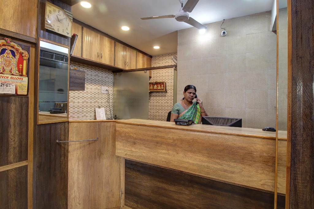 SPOT ON Thangam Lodge
