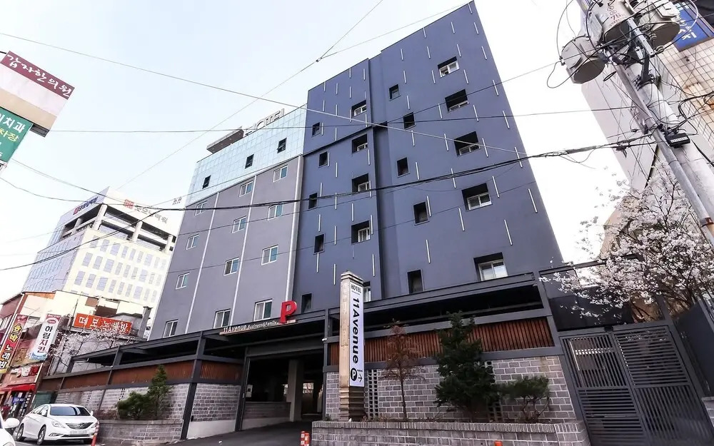 Pohang Jukdo Market 11AVENUE(11 Avenue)