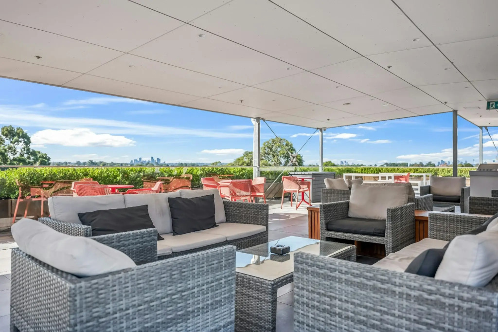 Studio 8 Residences - Top Ryde
