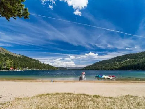 Donner Lake Cedar Lodge