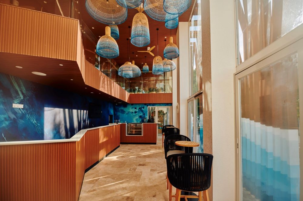 Stone Beach Club, Dhiffushi