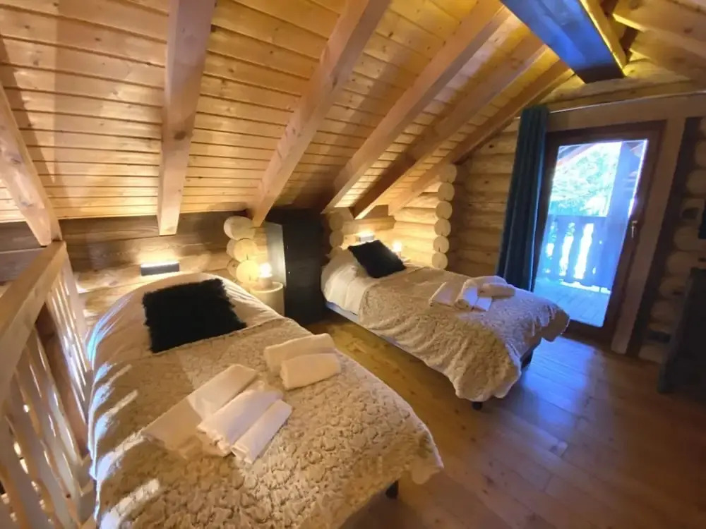 L'ours Noir Chalet en Rondins