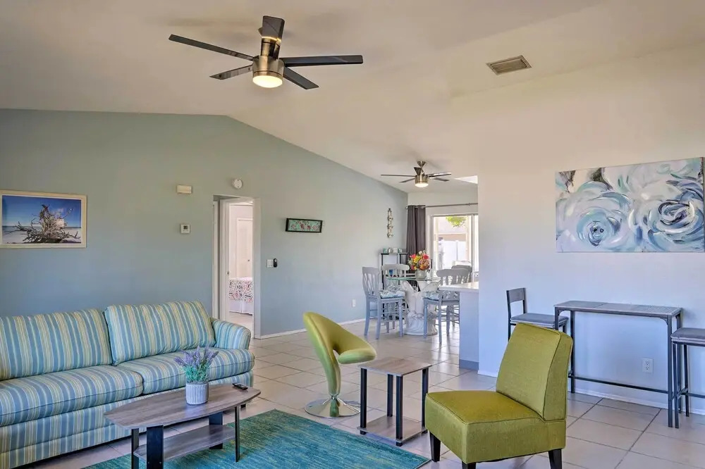 Lanai, Grill & Pets Welcome: Cape Coral Home