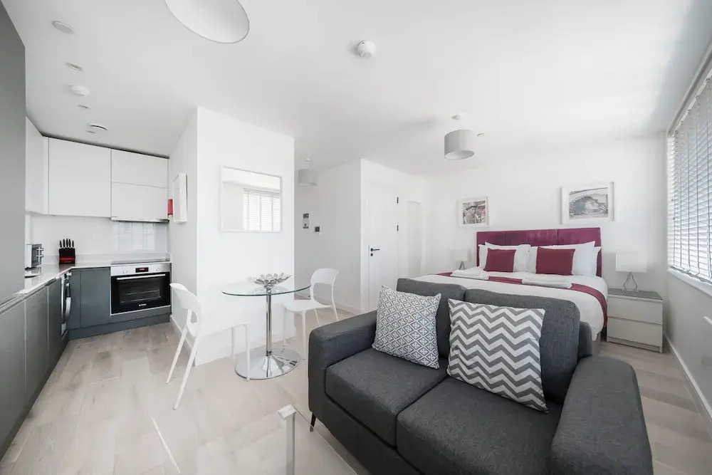Roomspace Serviced Apartments -Caroline Street
