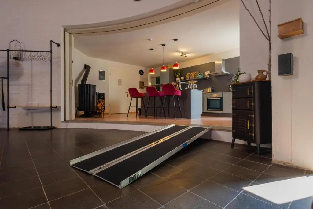 dreamcation - Wohnen in KIRCHE, 3D-Tour, Terrasse, BBQ, Küche, Kamin, 180qm