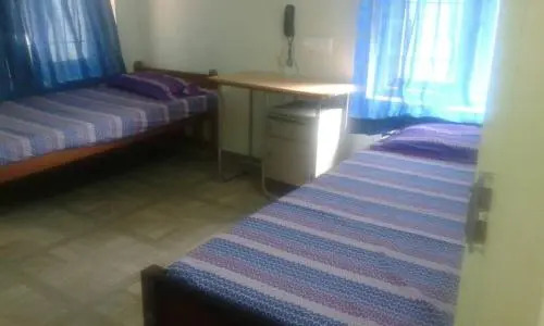Single Room Non Ac Accommodation In A Home Stay