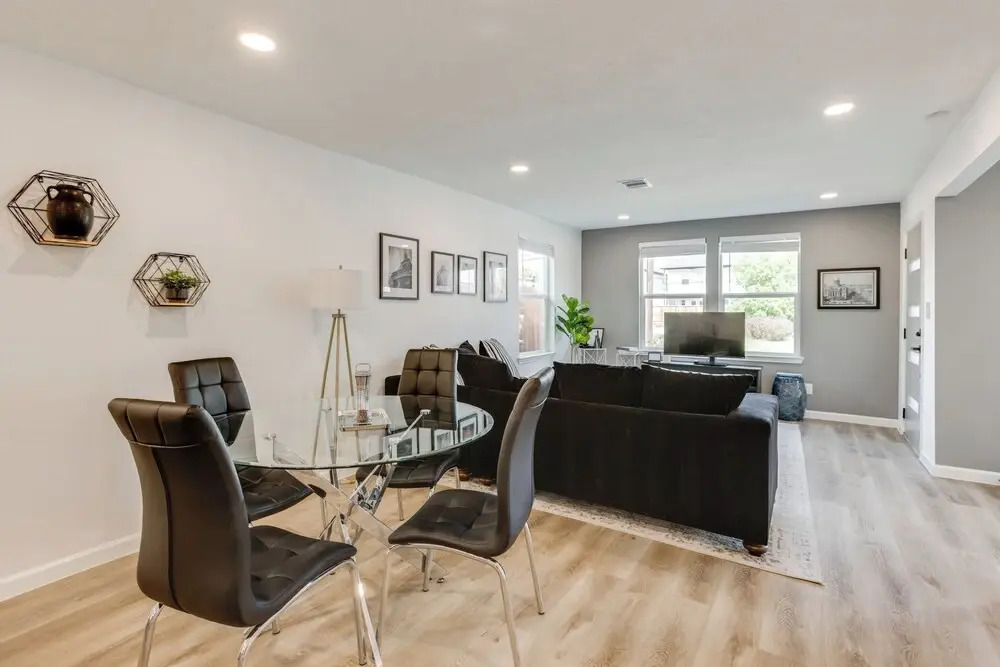 Updated Home w/ Hot Tub in Houstons Northside