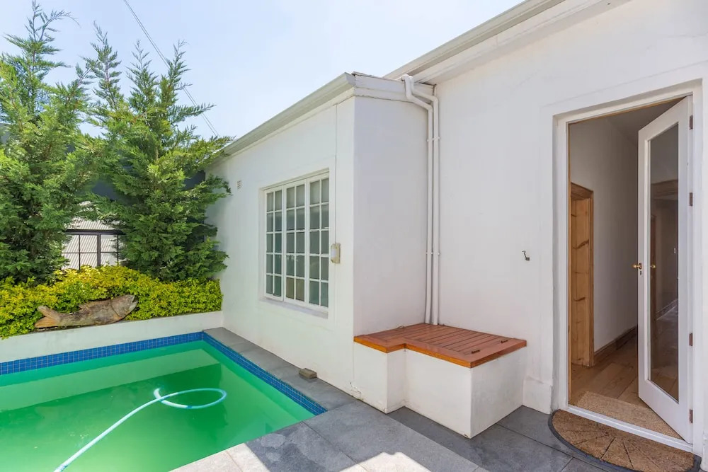 Sydney Green Point Villa