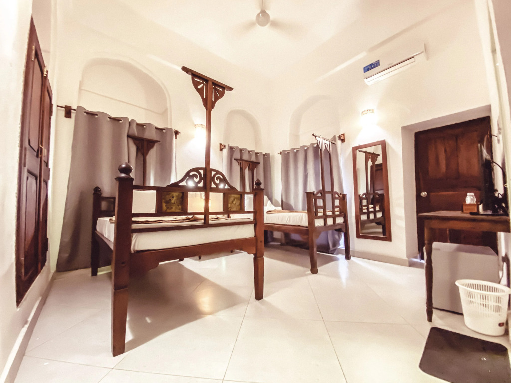 Smiles Stone Town Hotel