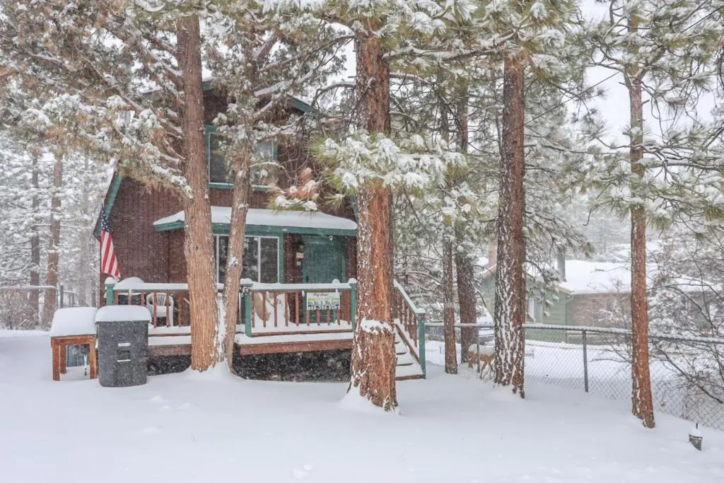 Cedar Chalet #1980