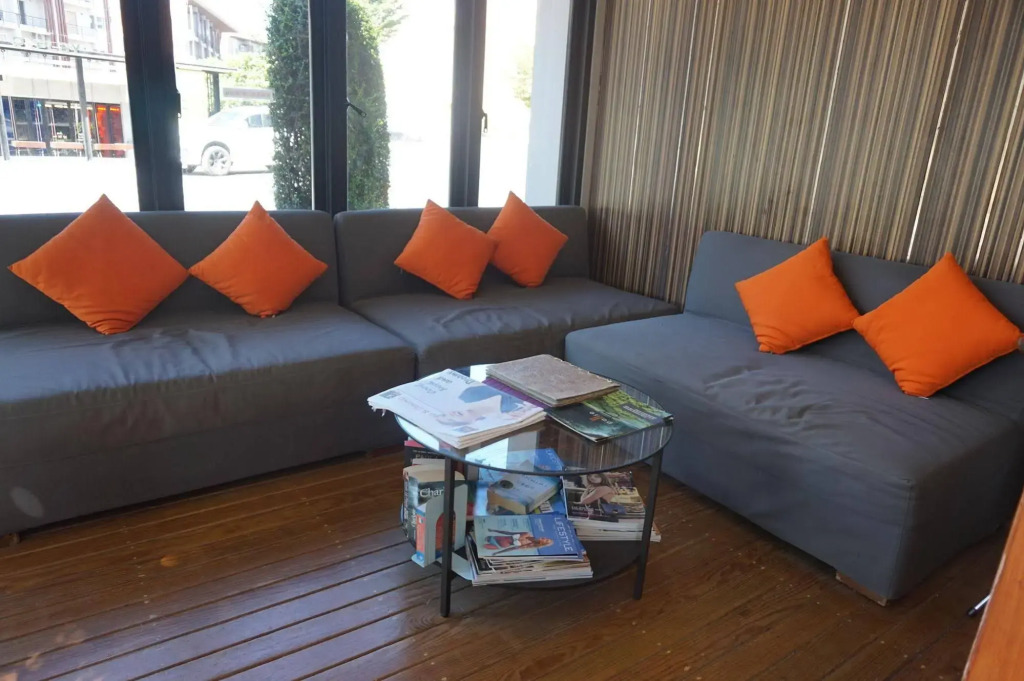 Replay Pool Villa