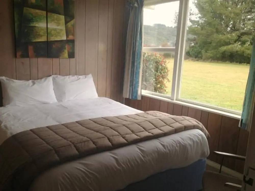 Rainbow Motel & Hot Pools