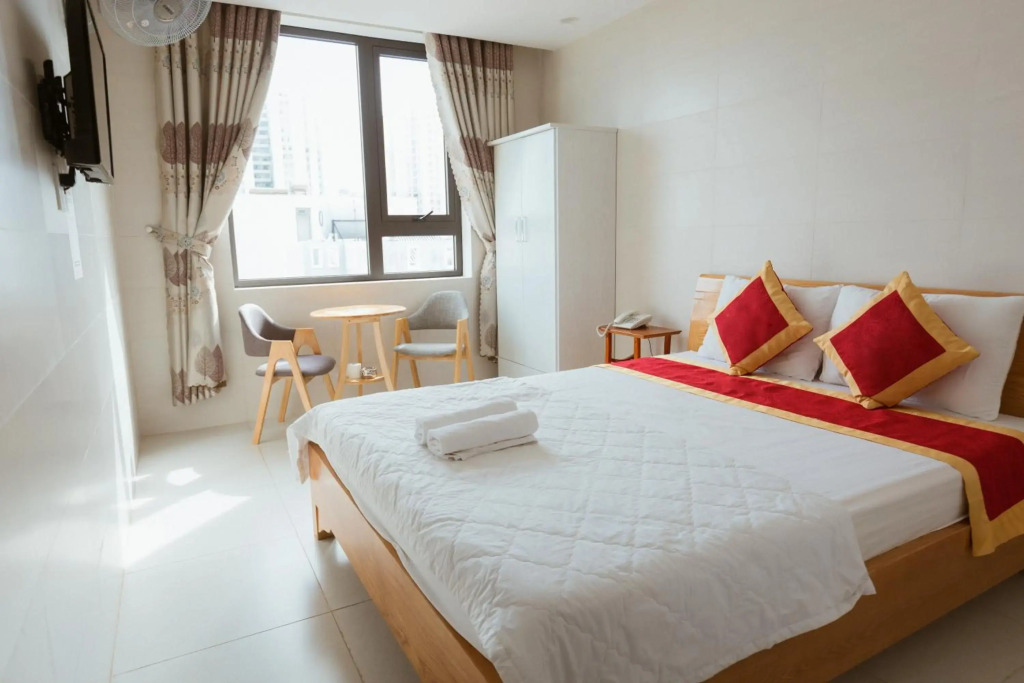 Lam Kiều Hotel