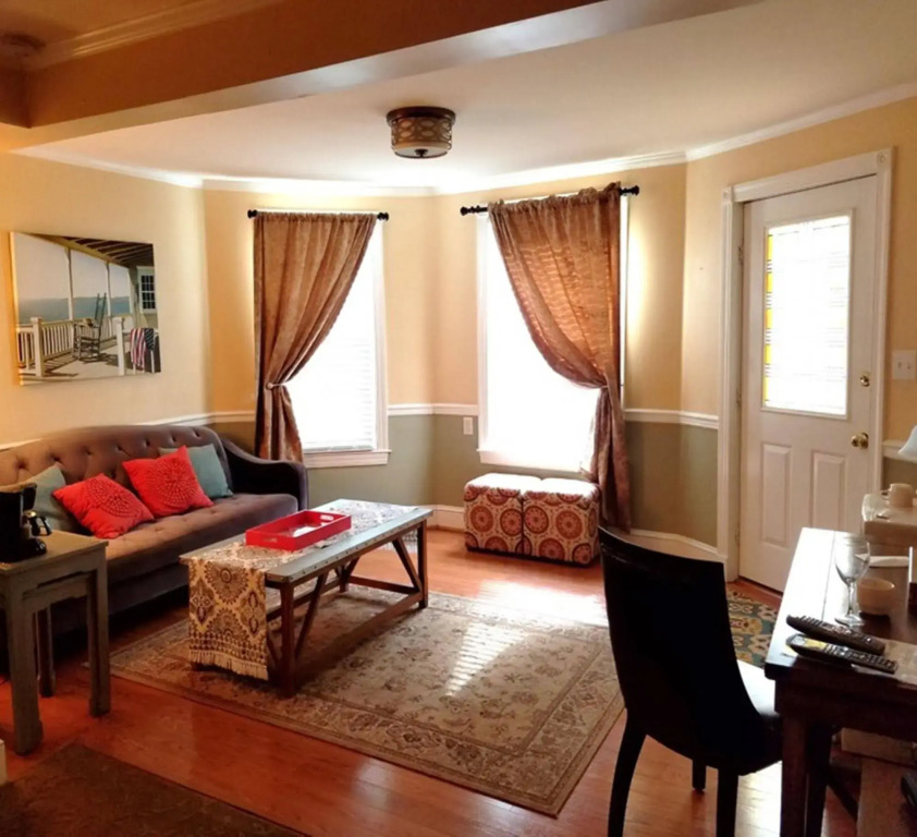 Vandiver Inn