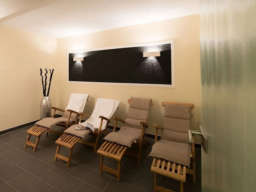Aparthotel Ostseeperle Glowe - schön gestrandet