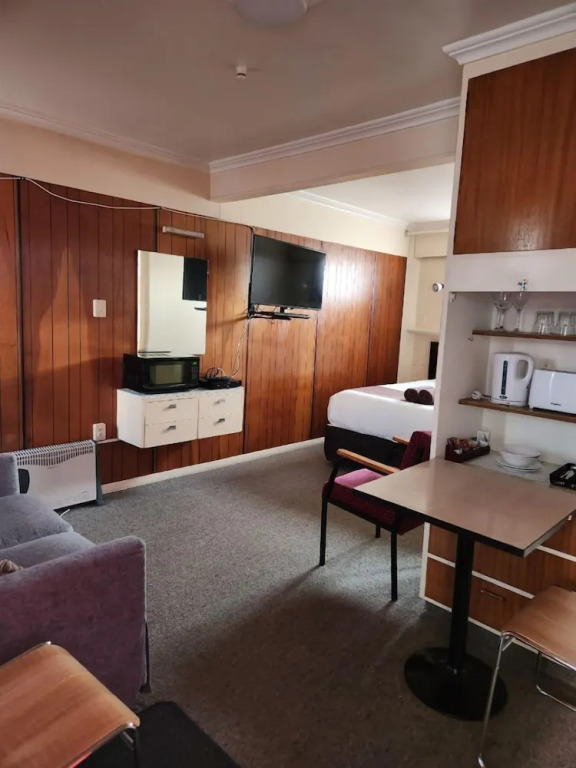 Mayfair Court Motel
