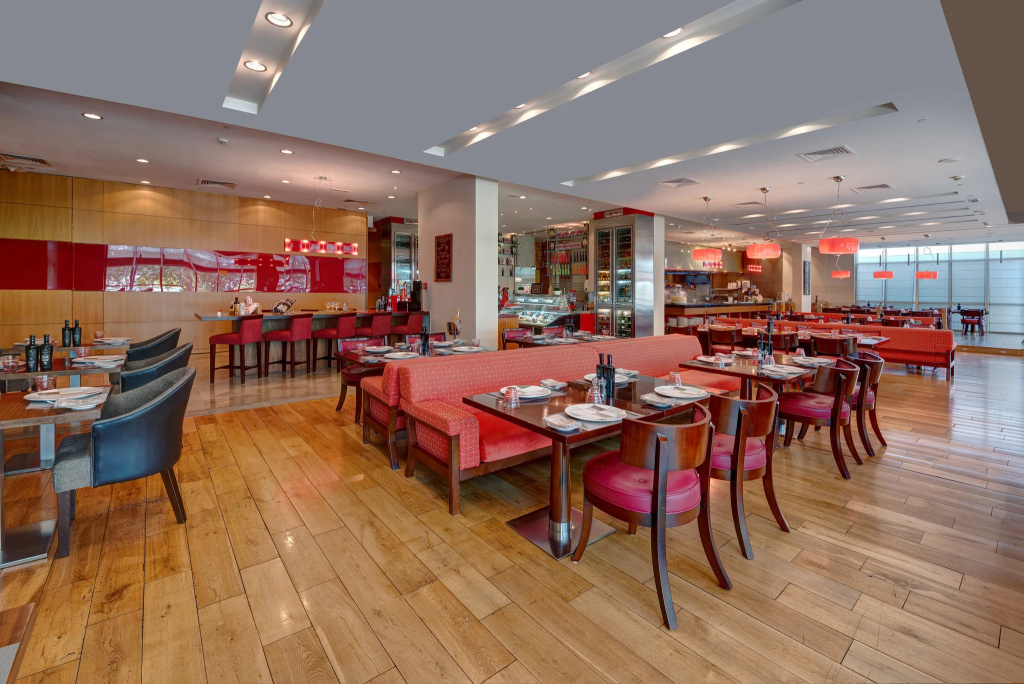 Отель Radisson Blu Barsha Heights