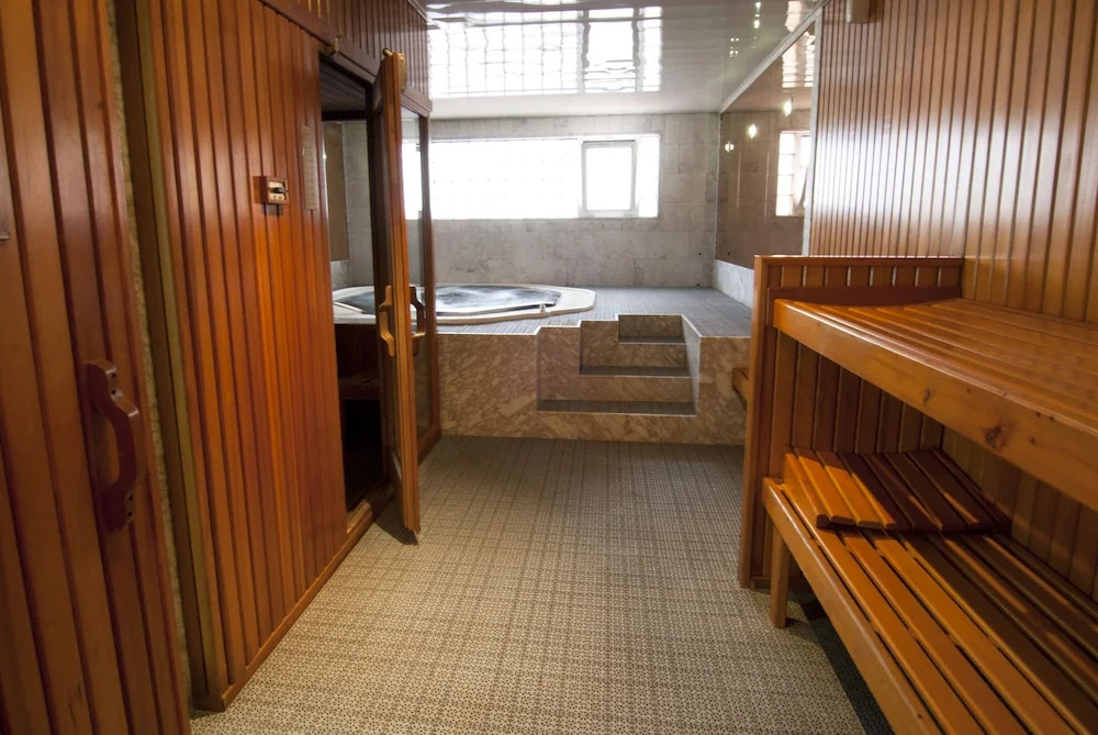 Hotel Fonda Neus