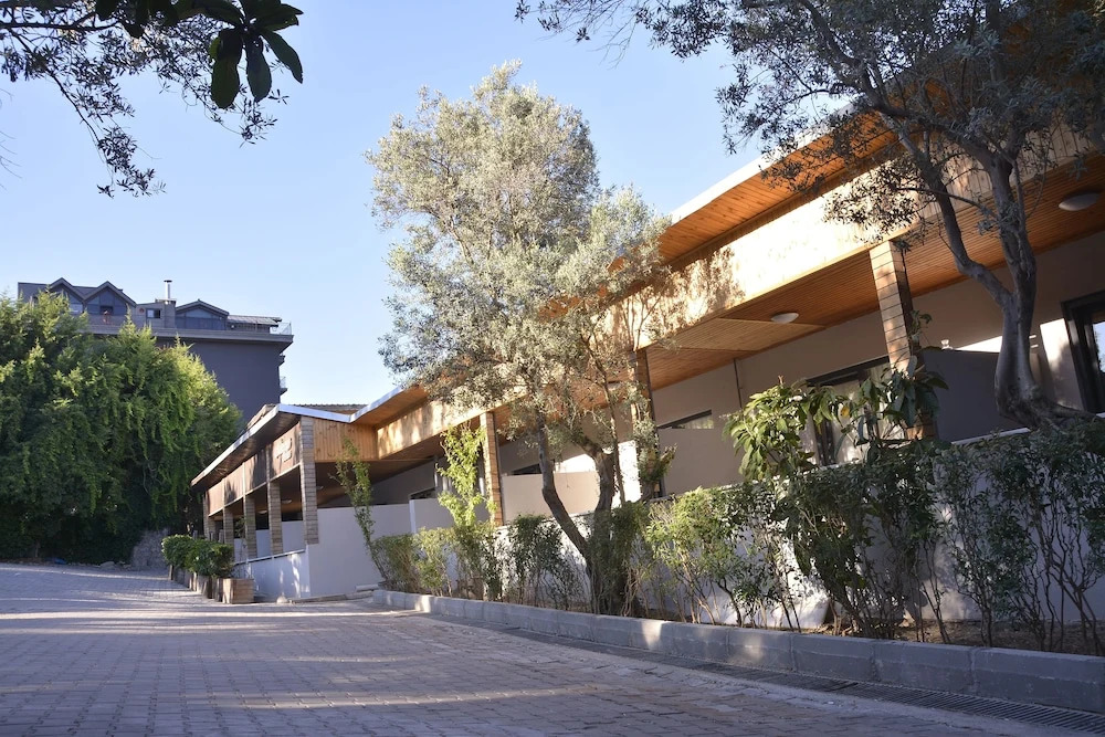 Heybeli̇ Garden
