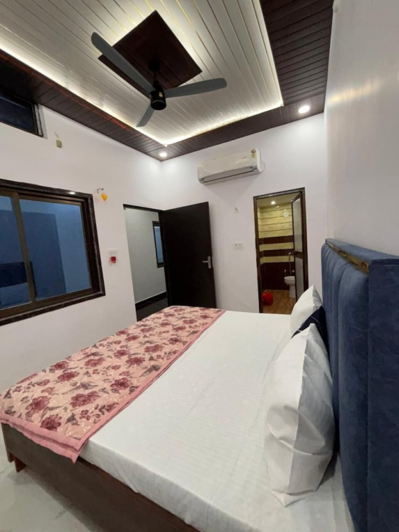 Suryavanshi Guest House