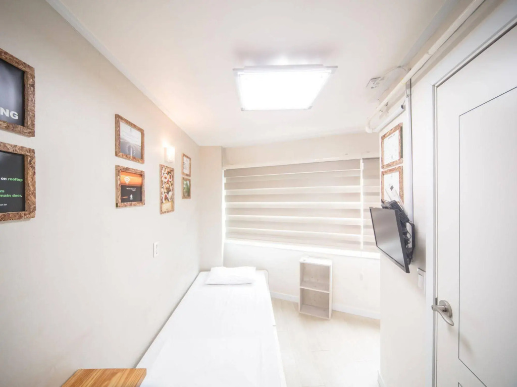 H HOSTEL Itaewon
