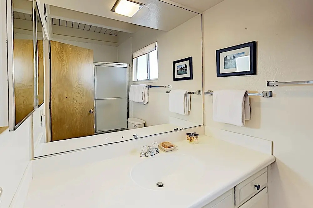 Tahoe Keys Mountain  W/ Dock 2 Bedroom Condo