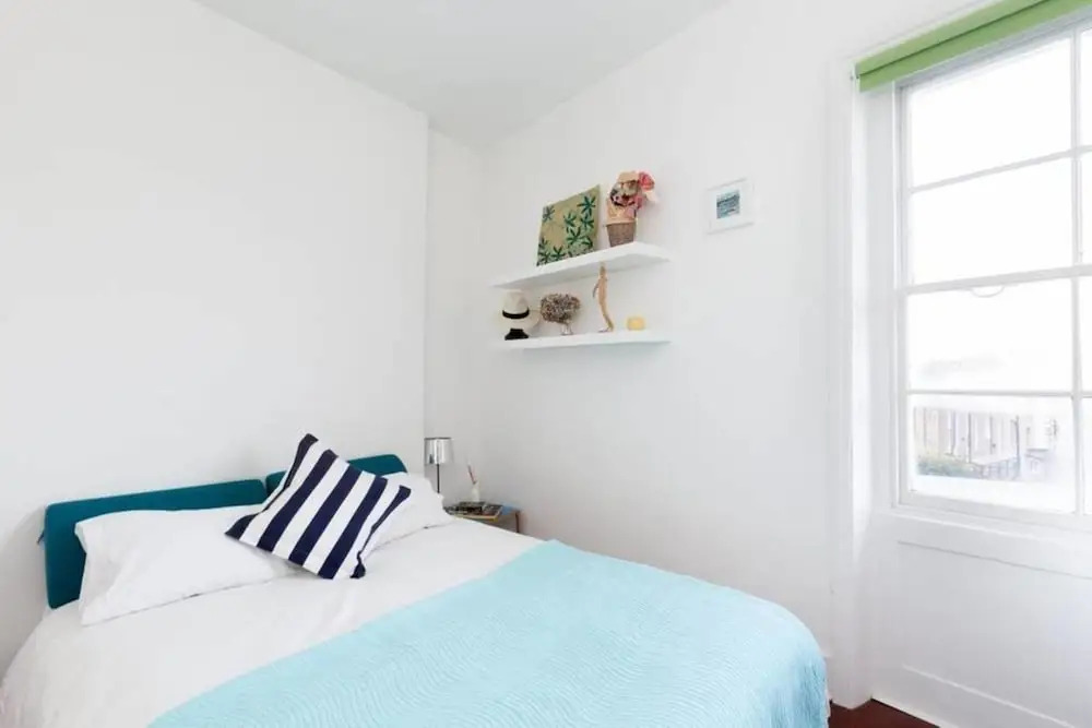 Arty Islington Home