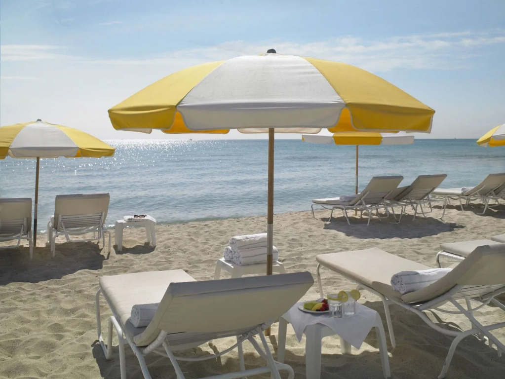 Grand Beach Hotel
