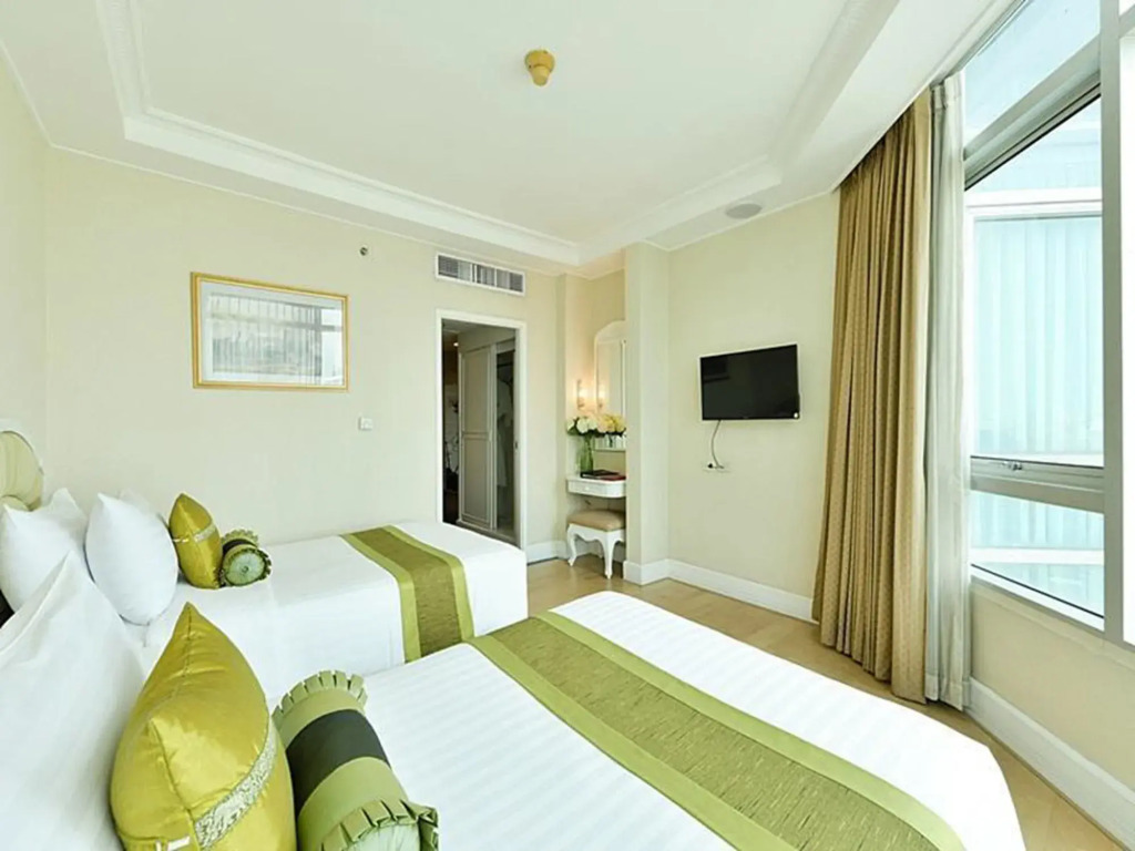 Executive Club at Windsor
