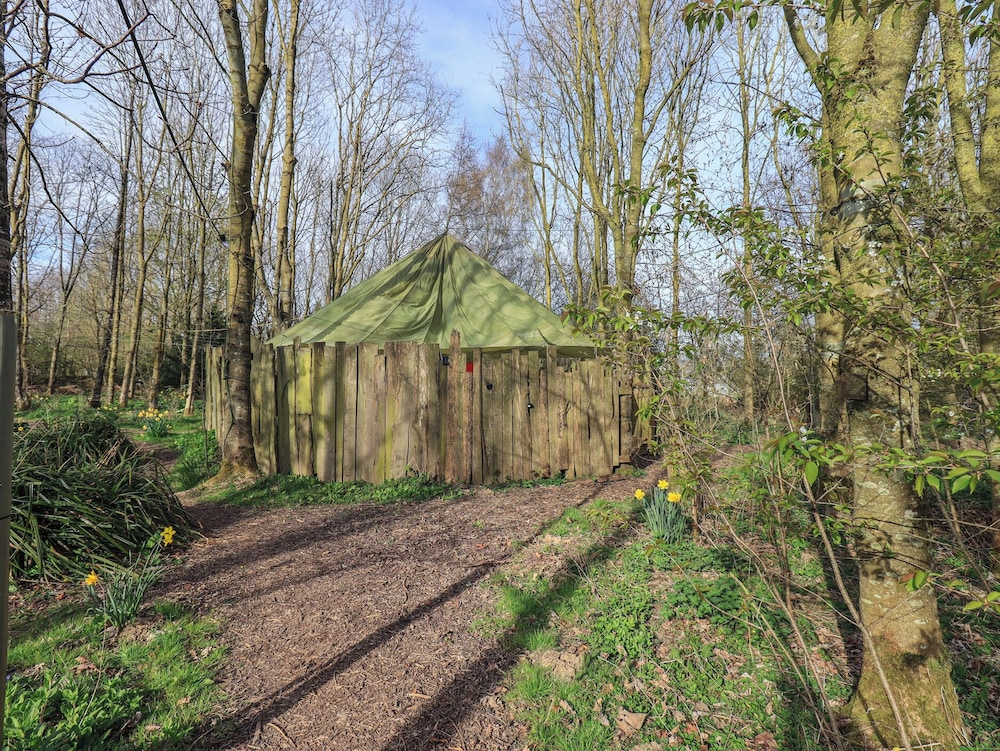 Yewberrie Yurt