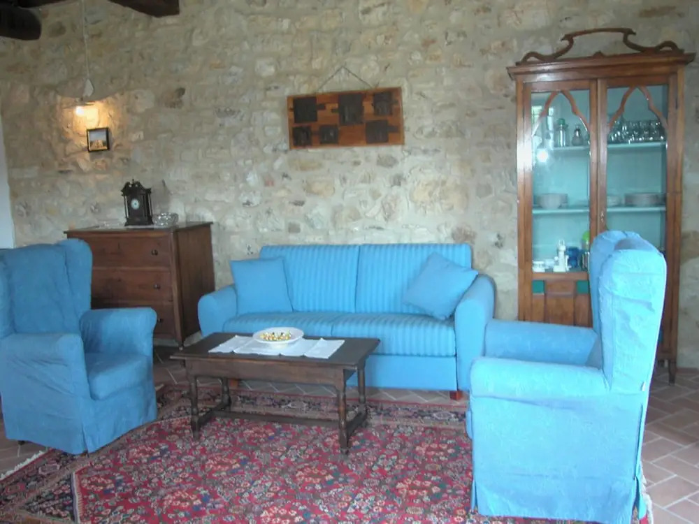 Charming Apartment With Pool and Countryside Views