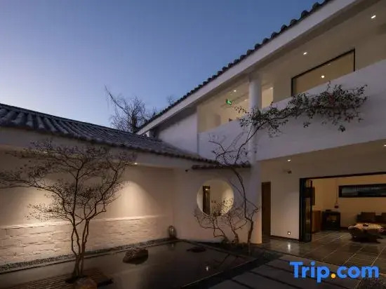 Mitang · Shijing Song's Aesthetic Homestay (Shuhe Old Town)