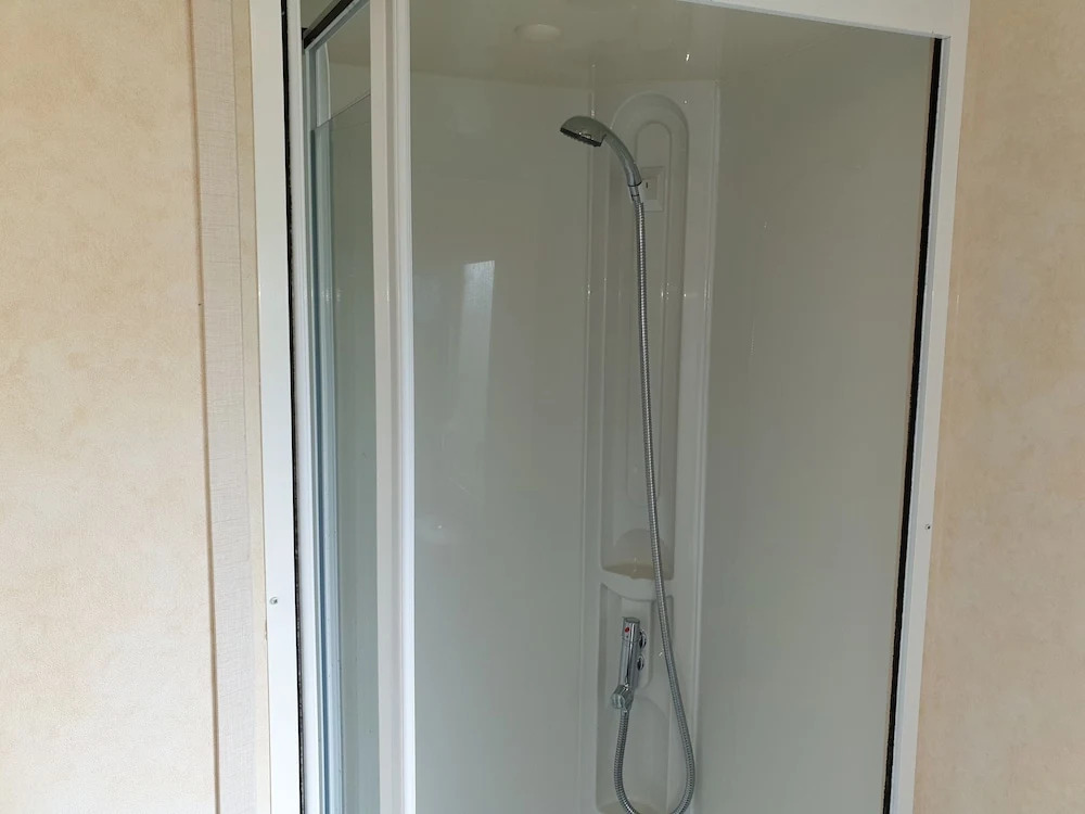 3-bed Caravan in Walton on the Naze
