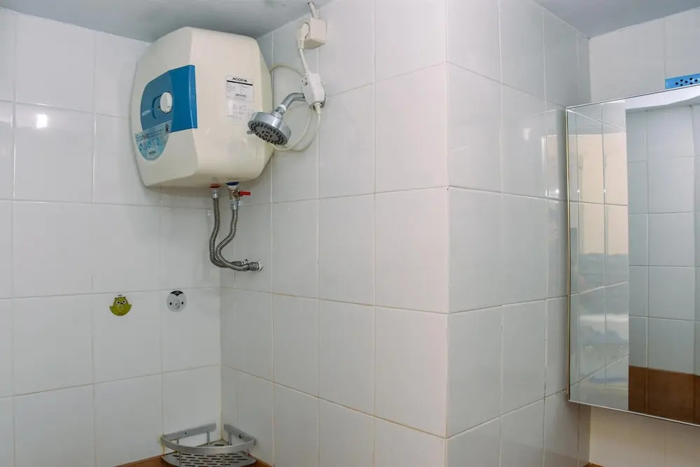 Comfortable And Strategic 2Br At Green Pramuka City Apartment