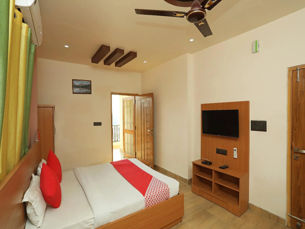 OYO 28000 Hotel Shivay Residency