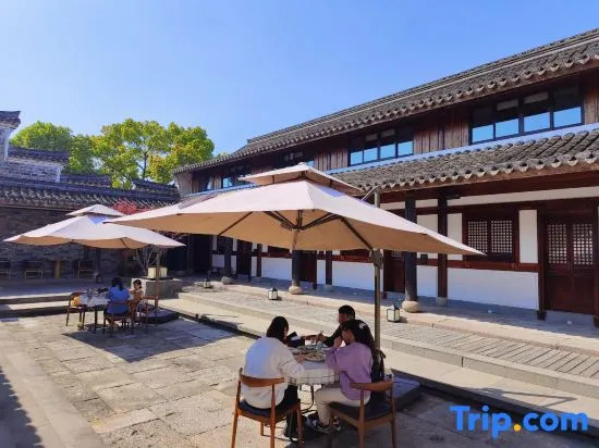 Ningbo Yun Homestay (Cicheng Ancient City Chenghuang Temple)