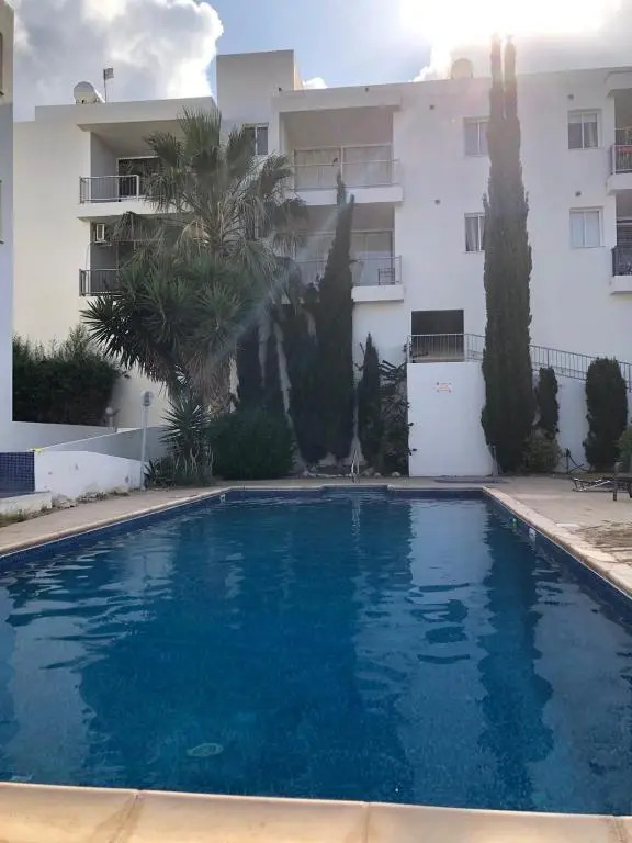 Sea view one bed apartment with pool in Peyia B7