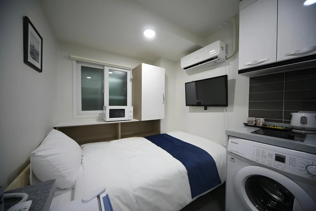 Stella Hostel