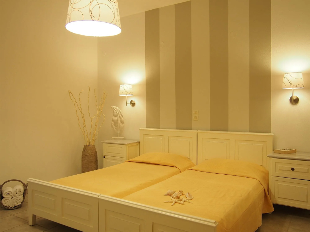 Kosmitis Suites & Villas